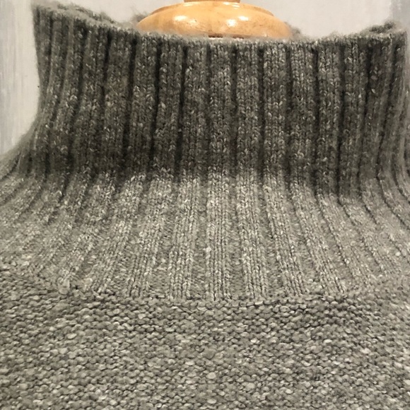 3/$30 H&M chunky fisherman sweater extra warm heather grey large - Picture 4 of 11